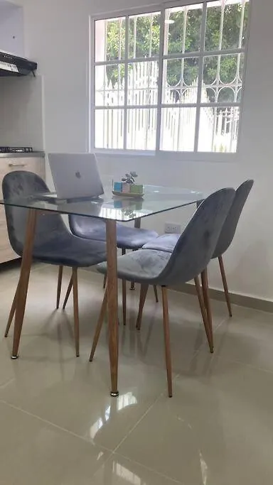 Апартаменты Hermoso Apartamento A 3 Min De La Playa-Centro Санта-Марта